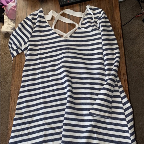 Gorgeous striped dress - Picture 1 of 2